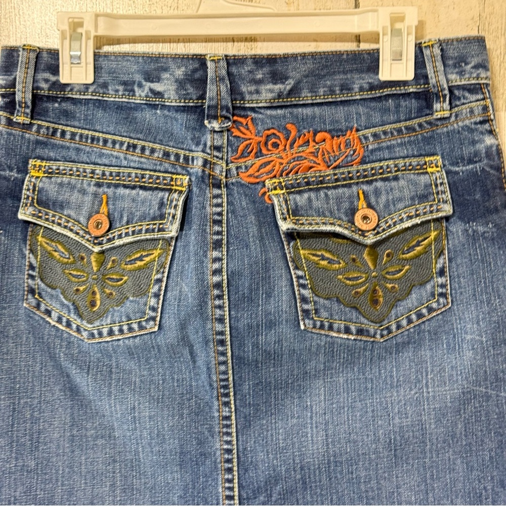 Vintage Old Navy Embroidered Denim Blue Mini Skirt - Picture 5 of 9